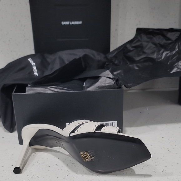 Saint Laurent Black and White Studded Heels - Picture 5 of 7